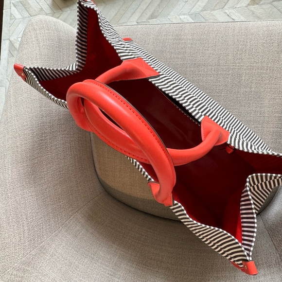 Henri Bendel Black and Orange Striped Tote XL size - Picture 8 of 11